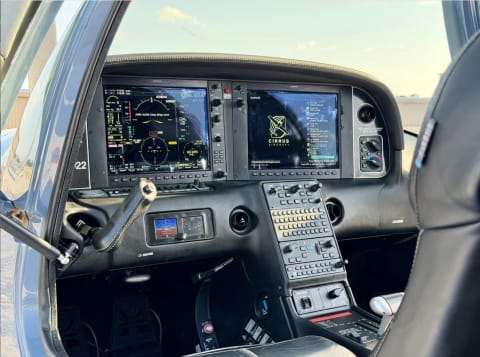 2019 Cirrus SR22-G6 GTS (N312AE) photo 5