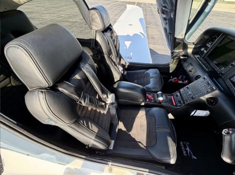 2019 Cirrus SR22-G6 GTS (N312AE) photo 6
