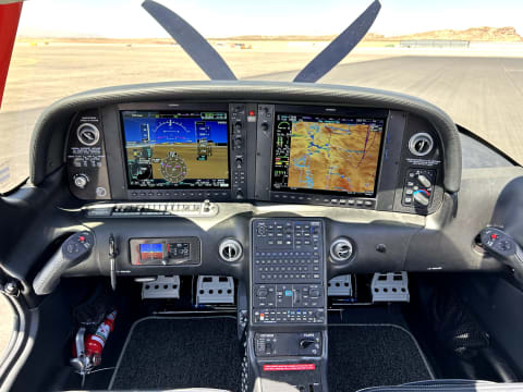 2020 Cirrus SR22-G5 Turbo (N528JJ) photo 3