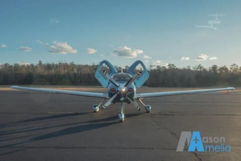 2009 Cirrus SR22-G3 Turbo GTS (N311KN) photo 3