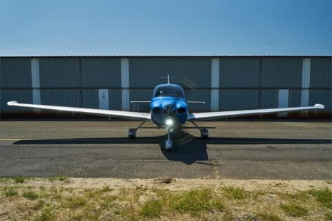 2023 Cirrus SR22-G6 GTS (N318EF) photo 2