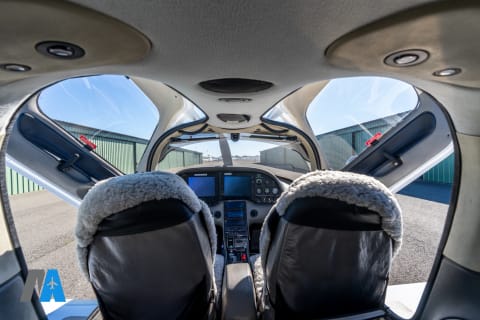 2003 Cirrus SR22-G1 (N1570C) photo 3