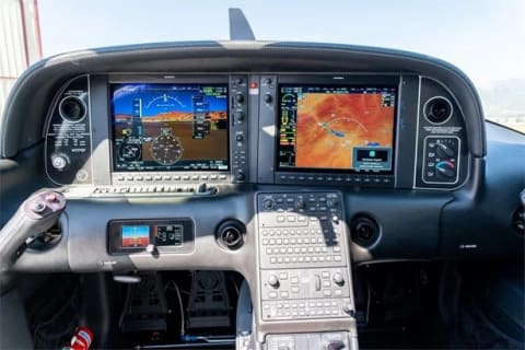 2018 Cirrus SR22-G6 Turbo GTS (N317SP) photo 2