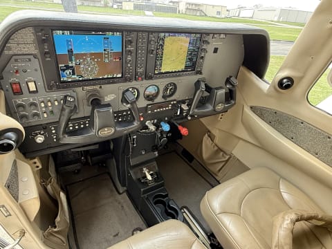 2005 Cessna Turbo 206H Stationair (N2202N) photo 3