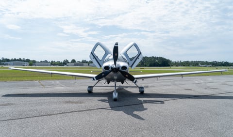 2012 Cirrus SR22-G3 Turbo GTS (N584DC) photo 3