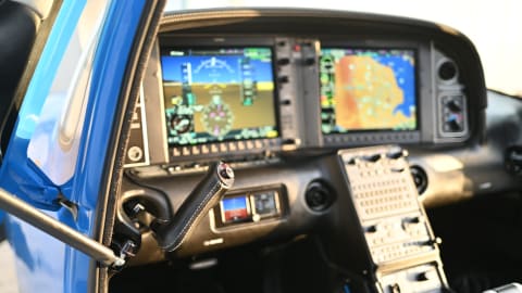 2019 Cirrus SR22-G6 Turbo GTS (N228EE) photo 3