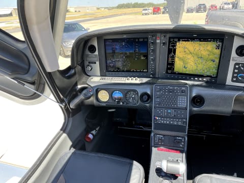 2008 Cirrus SR22-G3 Turbo GTS (N844W) photo 3