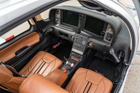 C-GZOW 2014 SR22-G5 Turbo GTS photo 2