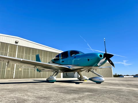 2022 Cirrus SR22-G6 GTS (N654MF) photo 3