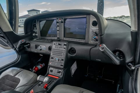 2019 Cirrus SR22-G6 GTS (N777CL) photo 3