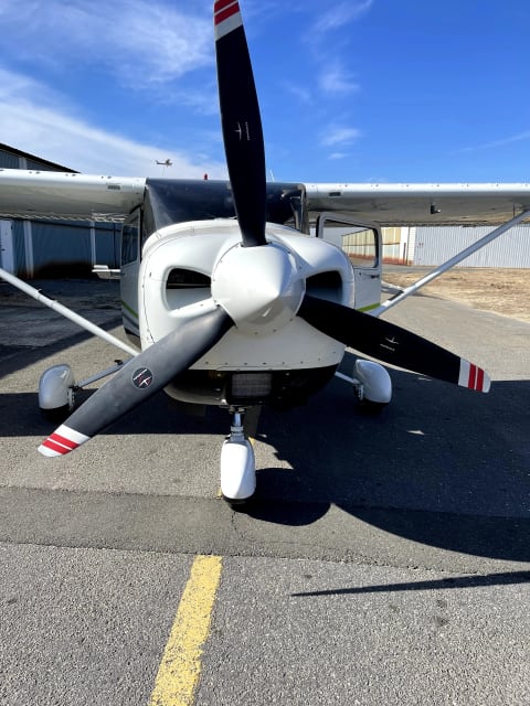 1998 Cessna 182S Skylane (N9681) photo 3