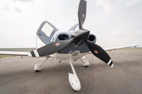 2019 Cirrus SR22-G6 Turbo GTS (N965PZ) photo 2