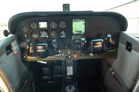 1977 Cessna 172N (N734JR) photo 3