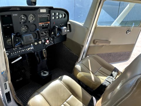 1972 Cessna 172M Skyhawk (N19956) photo 3
