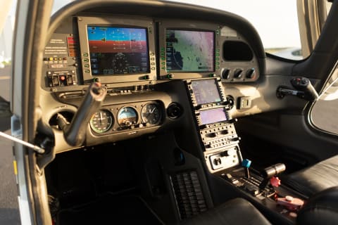 2007 Cirrus SR22-G2 Turbo GTS (N312SR) photo 3