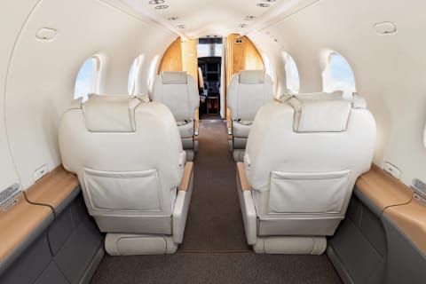 2016 Pilatus PC-12 NG (N638NG) photo 2