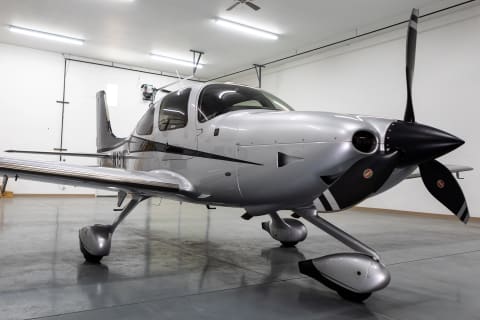 Cirrus SR22-G5 Turbo GTS (N181MK) photo 2