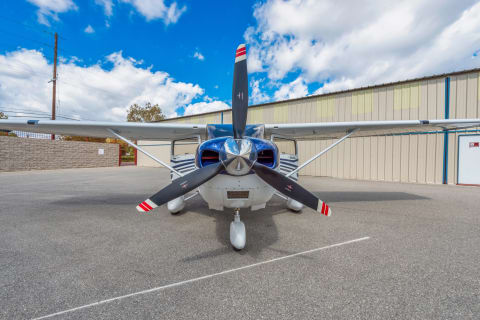 2016 Cessna 182T Skylane (N419CS) photo 2