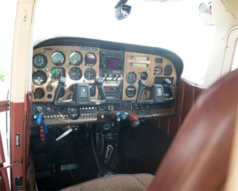 1978 Cessna 182Q Skylane (N94669) photo 3