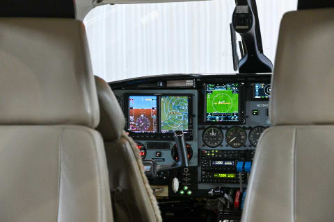 1984 Piper Navajo Chieftain (N213AC) photo 3