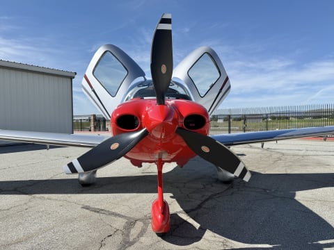 2015 Cirrus SR22-G5 Turbo GTS (N491CJ) photo 2