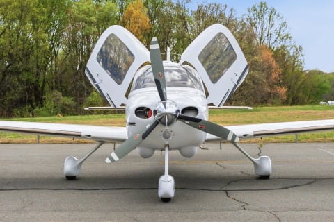 2003 Cirrus SR22-G1 (N181WT) photo 2