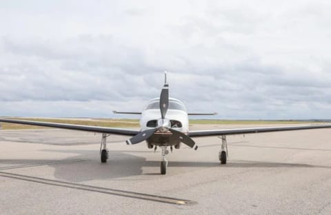 2010 Piper Malibu Mirage (N809C) photo 2