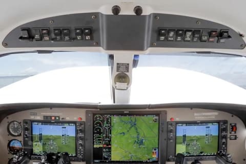 2010 Piper Malibu Mirage (N809C) photo 3