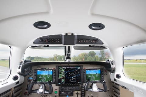 2012 Piper Malibu Mirage (N692BM) photo 3
