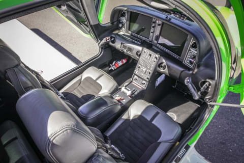 2018 Cirrus SR22-G6 Turbo GTS (N315TA) photo 2