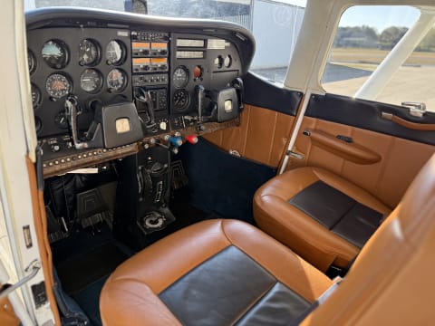 1976 Cessna 182P Skylane (N7363S) photo 3