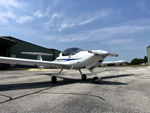 2007 Diamond DA20-C1 Eclipse (N4119B) photo 2