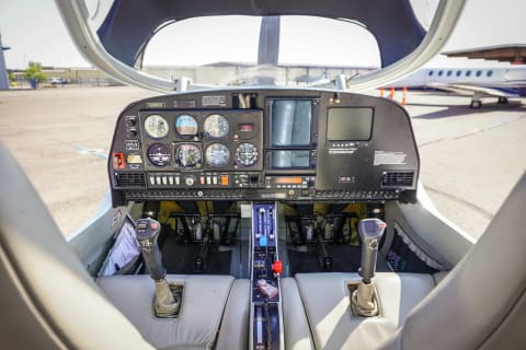 2002 Diamond DA40 (N250CB) photo 3