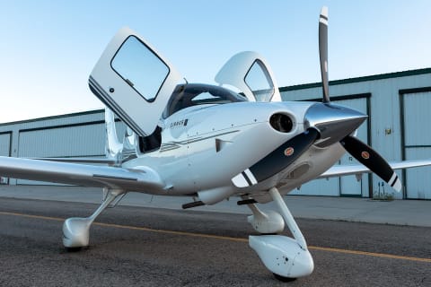 2008 Cirrus SR20-G3 (N548PG) photo 2