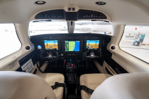 2023 Piper M350 (N56SA) photo 3