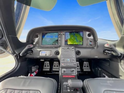 2021 Cirrus SR22T-G6 (N690PG) photo 4