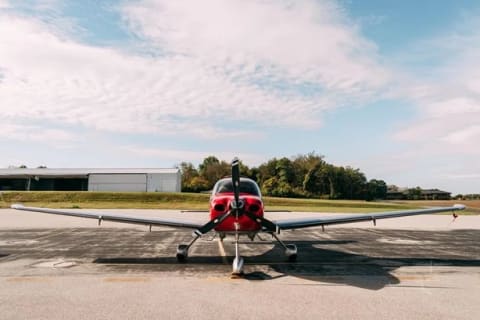 2022 Cirrus SR22-G6 (N23XU) photo 2
