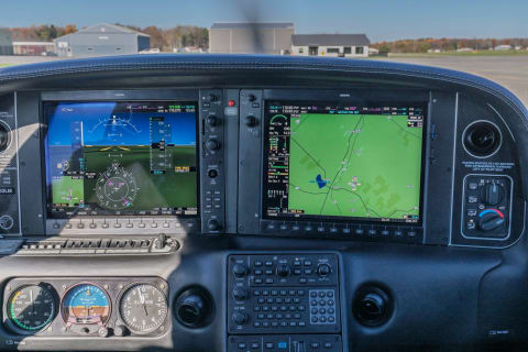 2013 SR22-G5 Turbo GTS (N252LM) photo 7