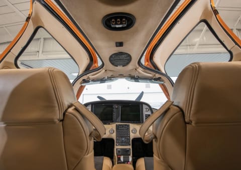 2022 Cirrus SR22-G6 Turbo (N712LG) photo 4