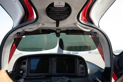 2017 Cirrus SR22-G6 Turbo GTS (N726DG) photo 3