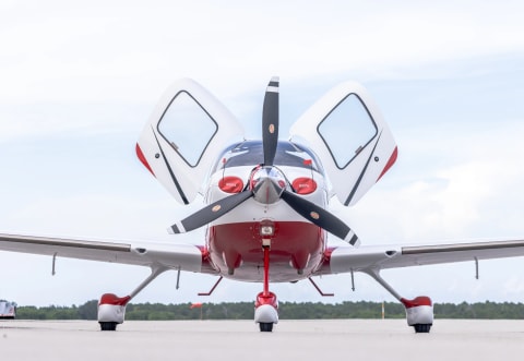 2006 Cirrus SR22-G2 GTS (N307A) photo 6