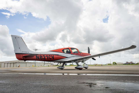 2016 Cirrus SR22-G5 (N821CV) photo 7
