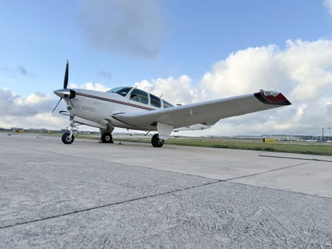1977 Beechcraft V35B Bonanza (N77XF) photo 5