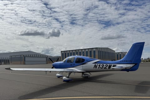 2022 Cirrus SR22-G6 Turbo (N132WW) photo 2