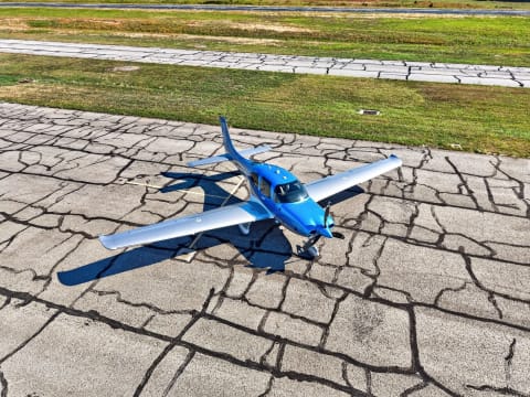 Cirrus SR22-G6 Turbo GTS (N215FJ) photo 4