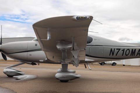 Cirrus SR22T-G5 GTS (N710MA) photo 7