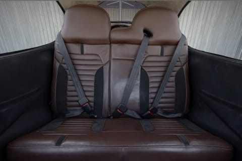 CIRRUS SR22-G5 TURBO (N218HL) photo 6