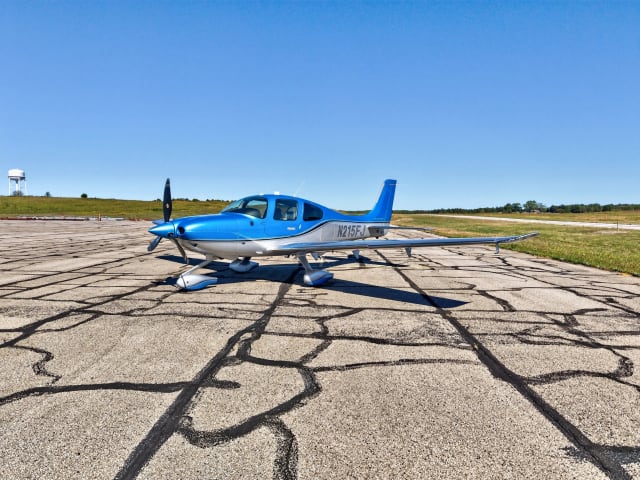 Cirrus SR22-G6 Turbo GTS (N215FJ) for sale
