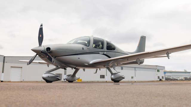 Cirrus SR22T-G5 GTS (N710MA) for sale