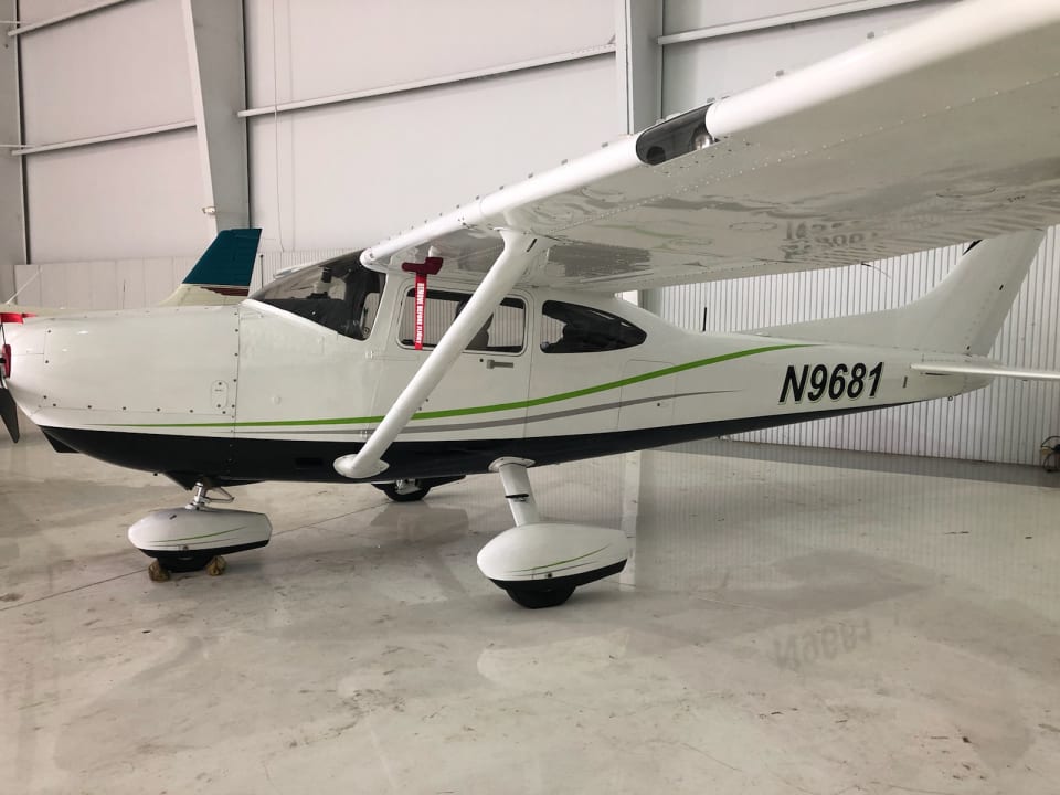 1998 Cessna 182S Skylane (N9681) for sale